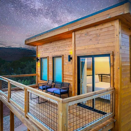 Tiny Cabin #2 At The Cedars